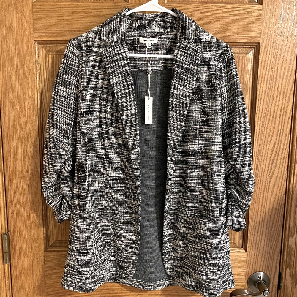 NWT Max Studio Blazer